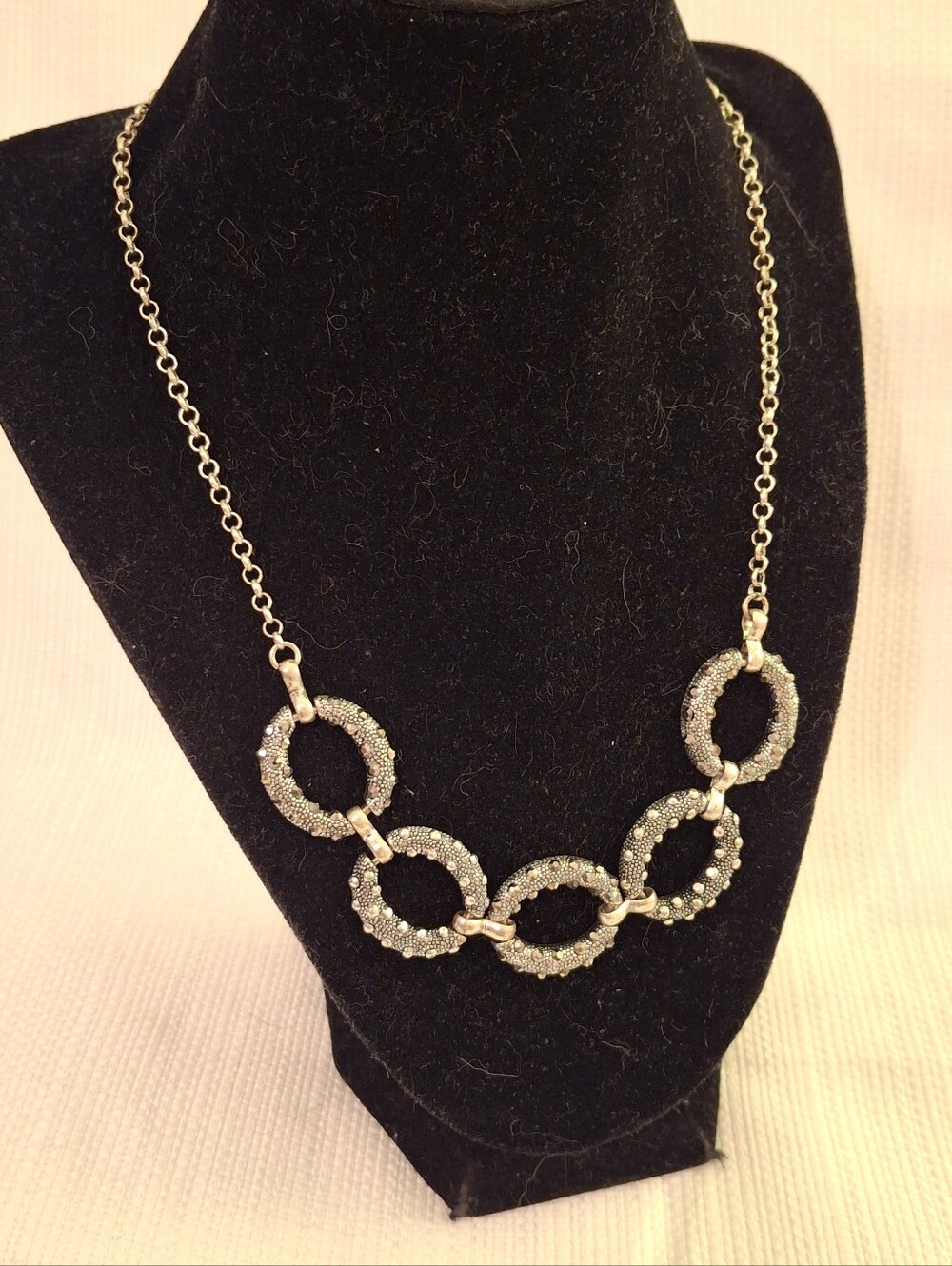 Vintage Silver-Tone Crystal Circle Link Necklace